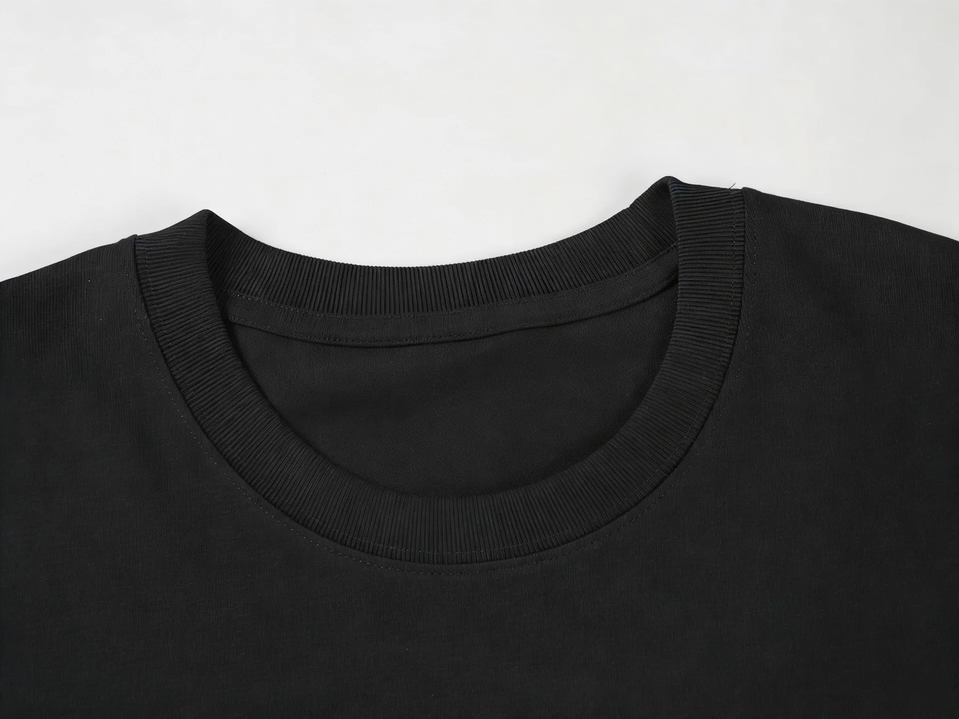 ：Balenciaga/ T ：300 100% ：320 ： ：White Black Size：S M L XL XXL Same Style